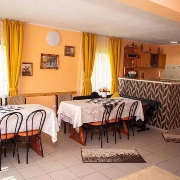 Отель Cabana Ancuta Выртоп Экстерьер фото